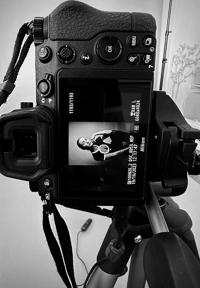 portrait en noir et blanc réalisé dans un studio photo